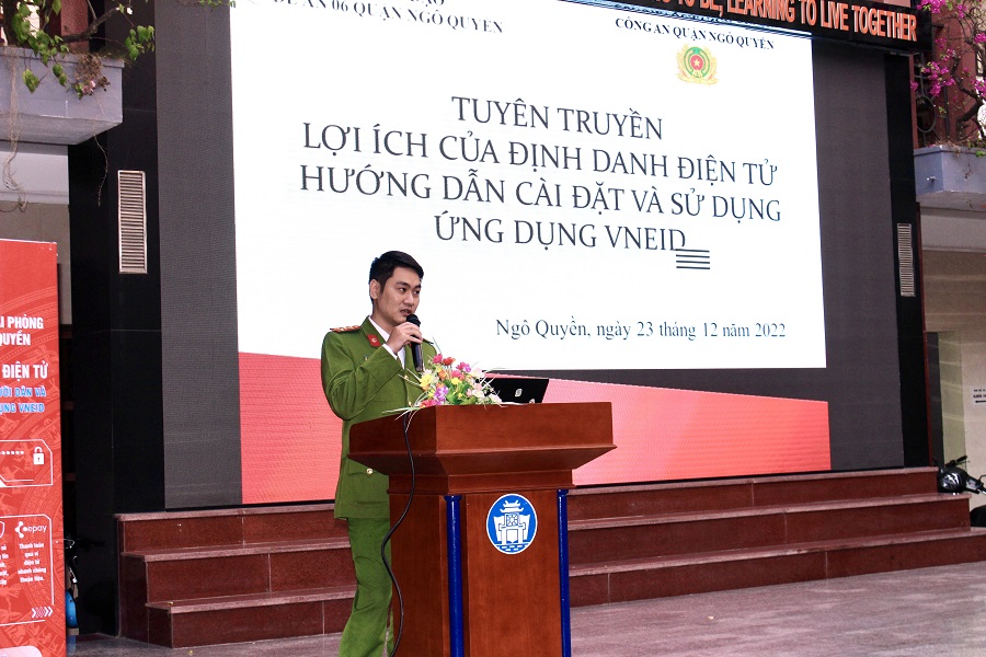 Công an quận Ngô Quyền: Tuyên truyền Đề án 06/CP, hướng dẫn kích hoạt tài khoản định danh điện tử